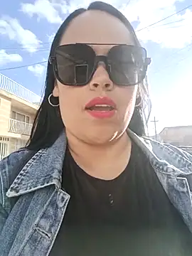 Snapshot of Italia_12 chatting on 17, 11, 2025 Italia 12 online show from 17, 11, 2025