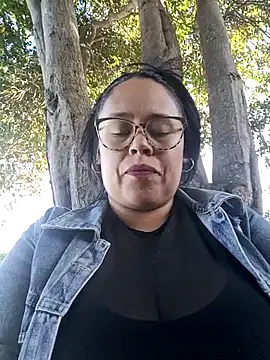 Snapshot of Italia_12 chatting on 26, 11, 2025 Italia 12 online show from 26, 11, 2025