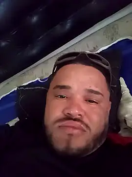 Snapshot of NatanSouza03 chatting on 6, 10, 2025 NatanSouza03 online show from 6, 10, 2025