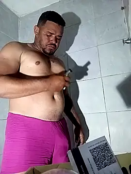 Snapshot of NatanSouza03 chatting on 10, 10, 2025 NatanSouza03 online show from 10, 10, 2025