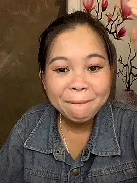 Snapshot of lan-xinh01 chatting on 1, 10, 2025 lan-xinh01 online show from 1, 10, 2025