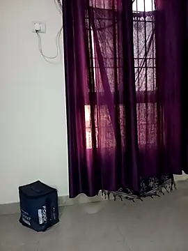 Kitty 18teen online show from 24, 11, 2025