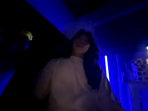 ella foxtrot online show from 5, 10, 2025