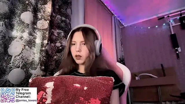 Jerrieberry online show from 4, 10, 2025