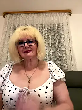 BoloshkaBlonda online show from 16, 11, 2025