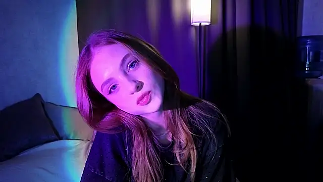 midnightMaya online show from 15, 10, 2025