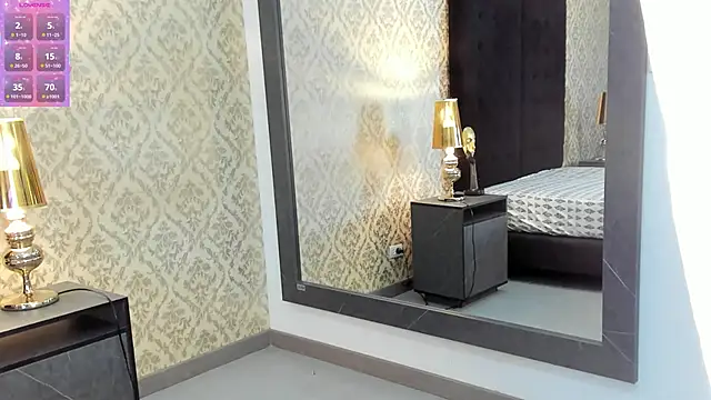 MolyBoston online show from 23, 10, 2025