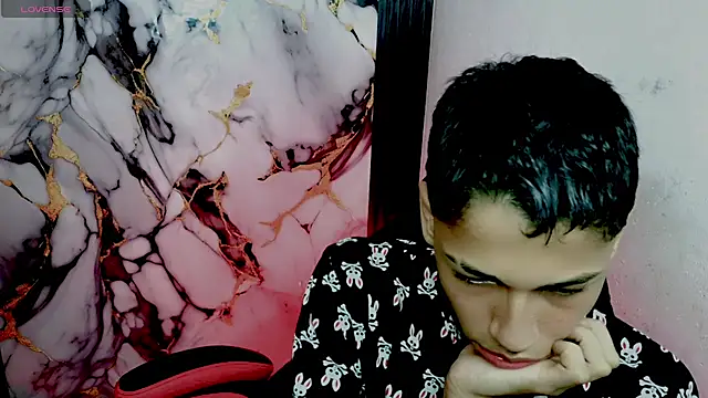 Im david02 online show from 3, 2, 2026