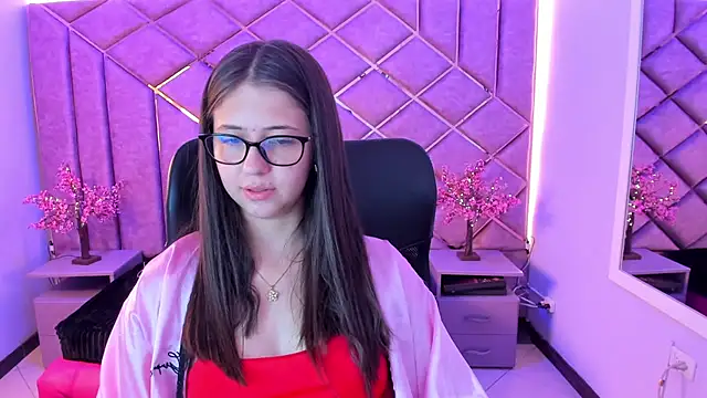 sarah sweett  online show from 18, 7, 2026
