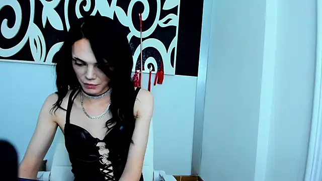 Snapshot of Vanessa4Dom chatting on 9, 7, 2026 Vanessa4Dom online show from 9, 7, 2026