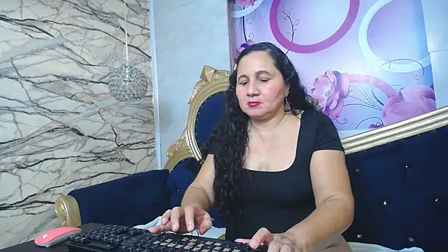 Snapshot of kimberly_candy chatting on 14, 10, 2025 kimberly candy online show from 14, 10, 2025