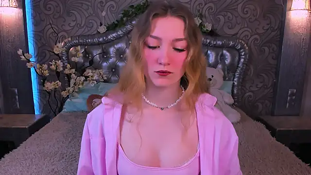 AngelAnabelle online show from 8, 2, 2026