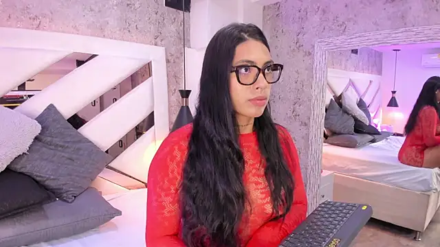 Vanessa Rain  online show from 22, 7, 2026