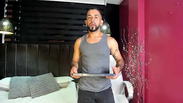 Lobo sex21 online show from 3, 10, 2025