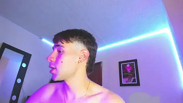 Snapshot of PapiNoha chatting on 7, 11, 2025 PapiNoha online show from 7, 11, 2025