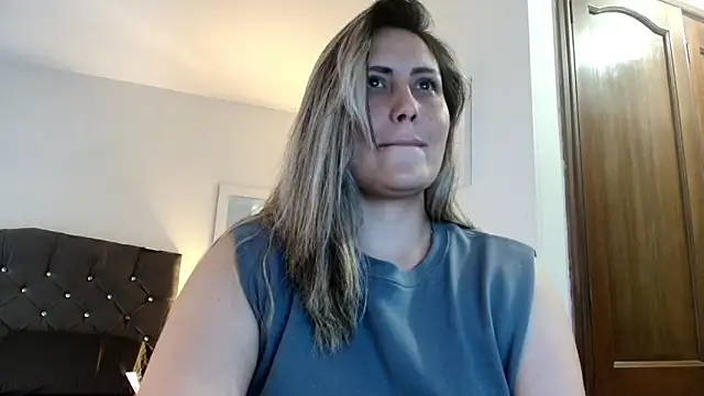 Snapshot of walker_leah88 chatting on 22, 10, 2025 walker leah88 online show from 22, 10, 2025