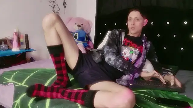 Tyler cat online show from 1, 2, 2026