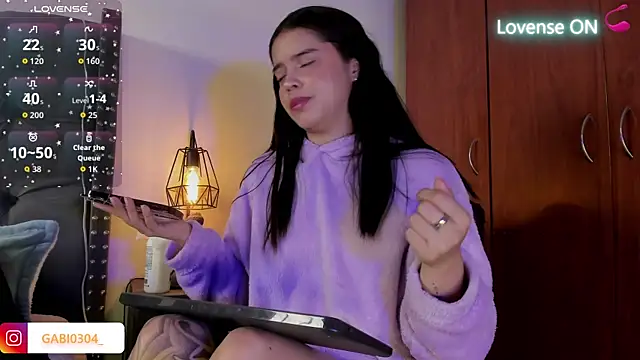 gabriiieela  online show from 23, 10, 2025