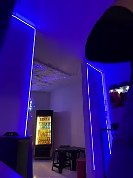 gabriiieela  online show from 13, 11, 2025