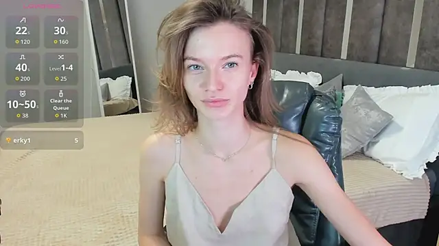 Snapshot of EvaToniz chatting on 20, 10, 2025 EvaToniz online show from 20, 10, 2025