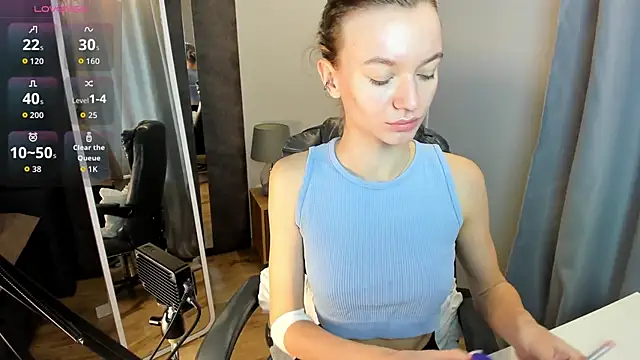 EvaToniz online show from 13, 11, 2025