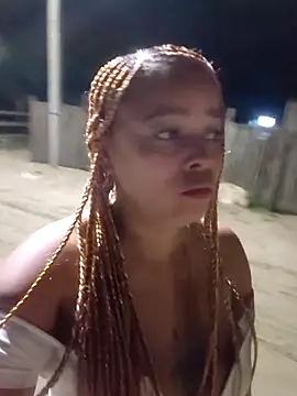 Snapshot of bella_exotichot_ chatting on 12, 10, 2025 bella exotichot online show from 12, 10, 2025