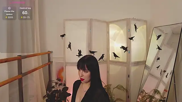 Snapshot of Avelyne_ chatting on 27, 10, 2025 Avelyne online show from 27, 10, 2025