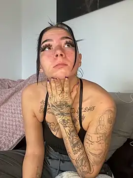 YoungZoexx online show from 14, 10, 2025