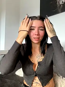 YoungZoexx online show from 30, 10, 2025