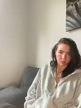 YoungZoexx online show from 19, 12, 2025