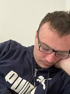 viktor1992-1-1 online show from 16, 2, 2026