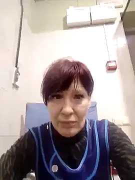 Snapshot of Nazola555 chatting on 9, 10, 2025 Nazola555 online show from 9, 10, 2025