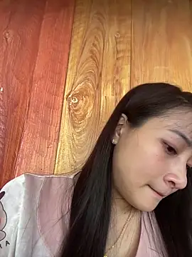 Snapshot of banlinh004 chatting on 16, 10, 2025 banlinh004 online show from 16, 10, 2025
