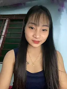 Snapshot of banlinh004 chatting on 20, 10, 2025 banlinh004 online show from 20, 10, 2025