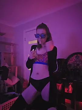 Snapshot of lonely_Cosplay_chick chatting on 8, 11, 2025 lonely Cosplay chick online show from 8, 11, 2025