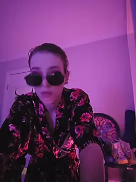 Snapshot of lonely_Cosplay_chick chatting on 19, 11, 2025 lonely Cosplay chick online show from 19, 11, 2025