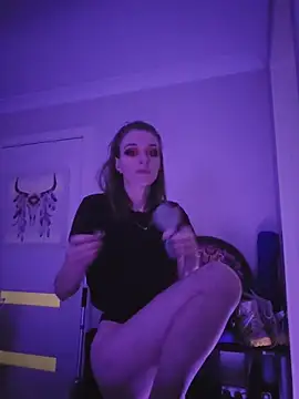 Snapshot of lonely_Cosplay_chick chatting on 27, 11, 2025 lonely Cosplay chick online show from 27, 11, 2025