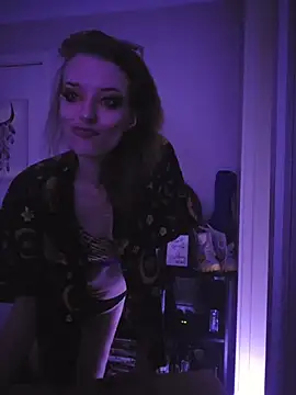 Snapshot of lonely_Cosplay_chick chatting on 5, 12, 2025 lonely Cosplay chick online show from 5, 12, 2025