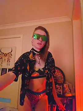 Snapshot of lonely_Cosplay_chick chatting on 15, 12, 2025 lonely Cosplay chick online show from 15, 12, 2025