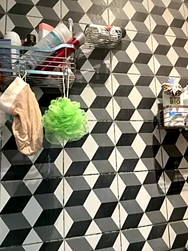 Snapshot of bebecita_x chatting on 25, 10, 2025 bebecita x online show from 25, 10, 2025