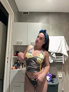 Snapshot of bebecita_x chatting on 1, 11, 2025 bebecita x online show from 1, 11, 2025