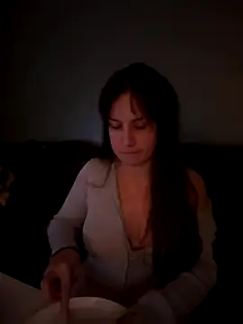 Snapshot of bebecita_x chatting on 6, 11, 2025 bebecita x online show from 6, 11, 2025