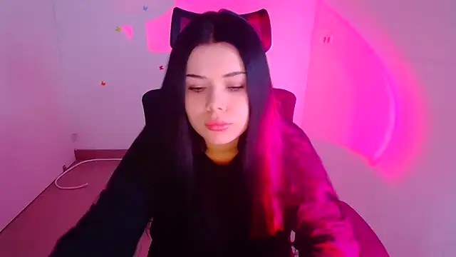 Mona Esty online show from 10, 10, 2025