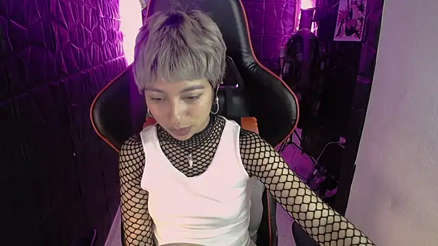 Snapshot of lunarichy22 chatting on 25, 2, 2026 lunarichy22 online show from 25, 2, 2026