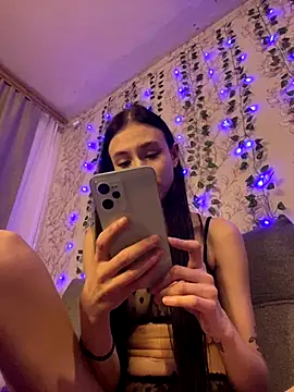 Kisa-Lisa  online show from 21, 11, 2025