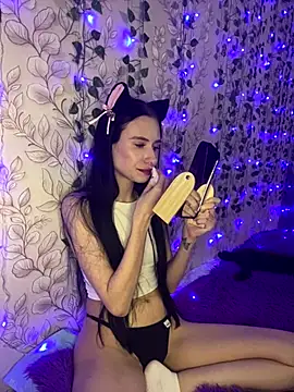 Kisa-Lisa  online show from 4, 12, 2025