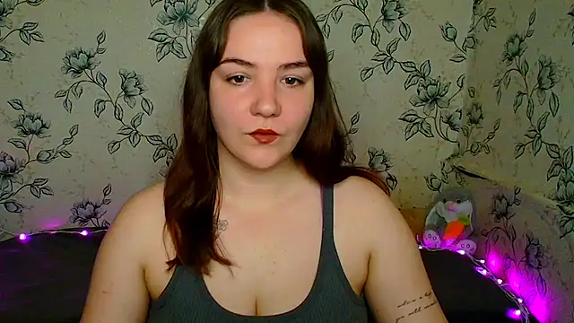 Snapshot of OliviaMontgommery chatting on 8, 5, 2026 OliviaMontgommery online show from 8, 5, 2026