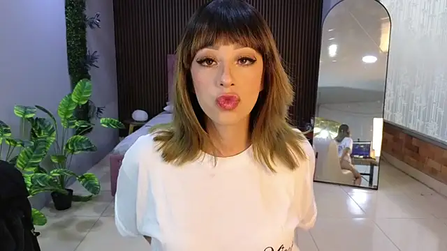 Snapshot of sexengel_lisa chatting on 17, 2, 2026 sexengel lisa online show from 17, 2, 2026