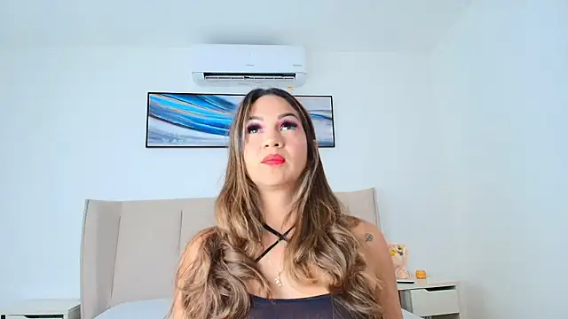 Shanell Rousex online show from 24, 11, 2025