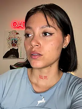 Snapshot of Qadeshoficial chatting on 27, 11, 2025 Qadeshoficial online show from 27, 11, 2025